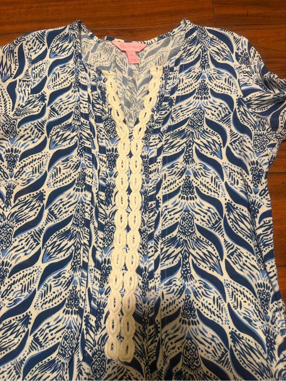 Lilly Pulitzer Navy & White Printed Bell-Sleeve Mini Dress - Picture 4 of 10